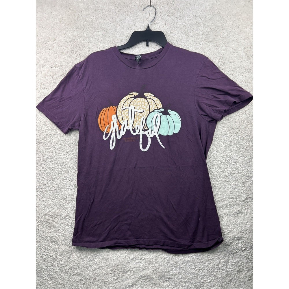 District Very Important Tee Womens Short Sleeve Faith Family Grateful Purple‎ M